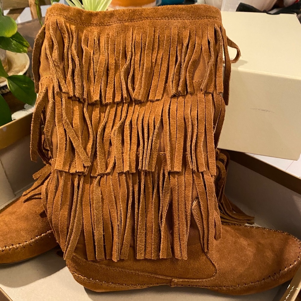 Jessica Simpson fringe boots